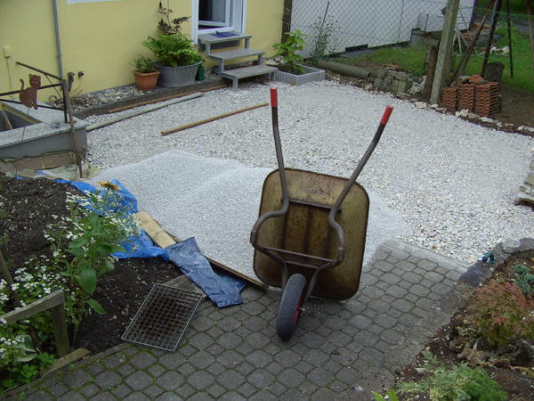 Natursteinterrasse - Garten: Gartenforum.de