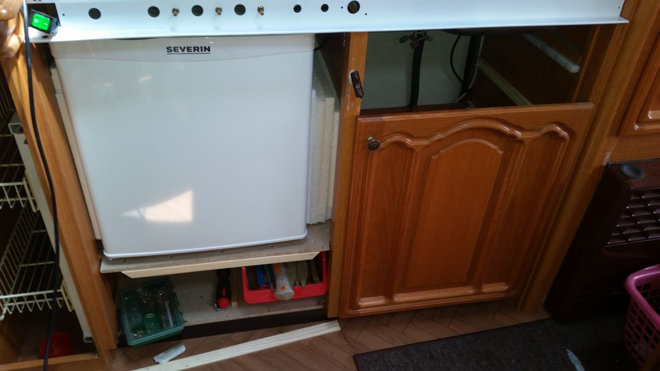 Wohnwagen Wohnwagen – Reparatur Kuehlschrank - Forum ...