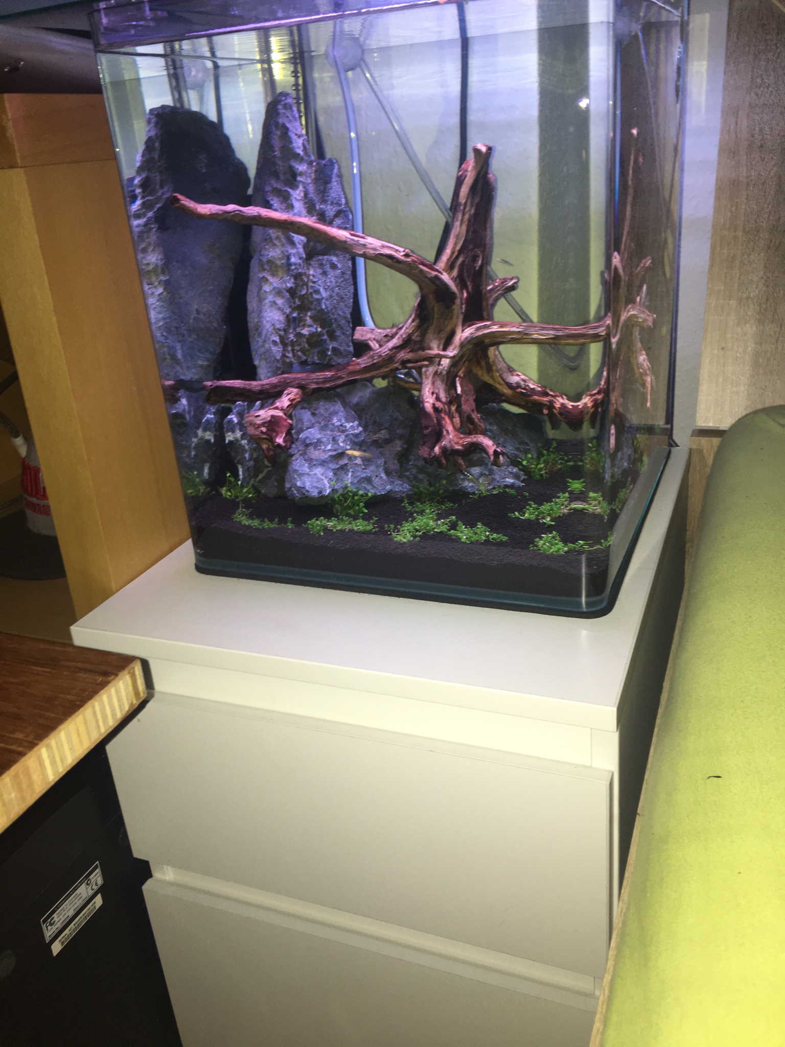 Frage zu Ikea Kallax als Unterschrank für zwei 30x30x35 Cubes
