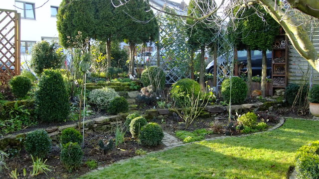 Erdwall bauen Garten Gartenforum.de
