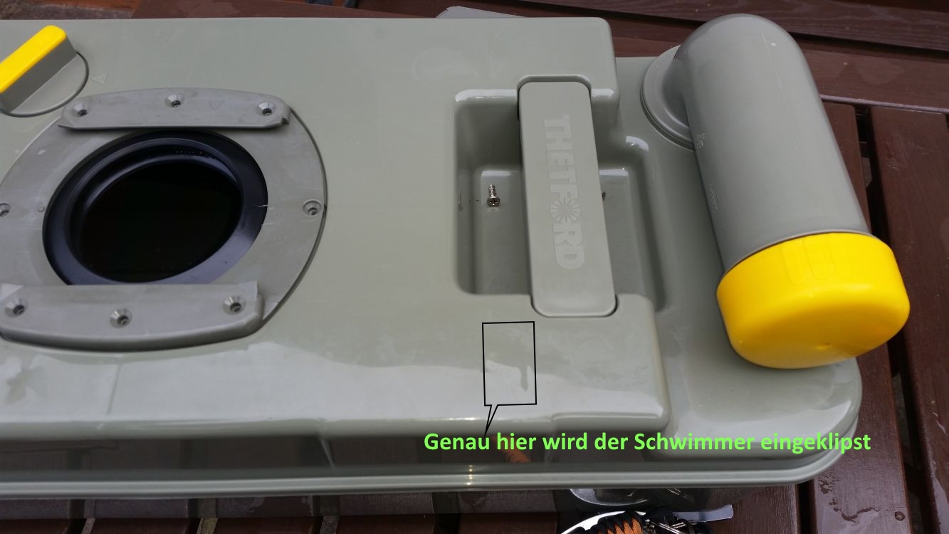 Austausch des Schwimmers einer Thetford Toilette (Kassette) Forum Campen.de