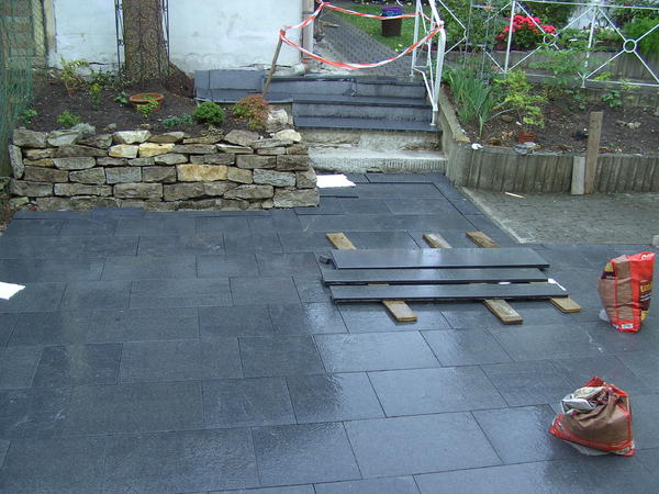 Natursteinterrasse - Garten: Gartenforum.de